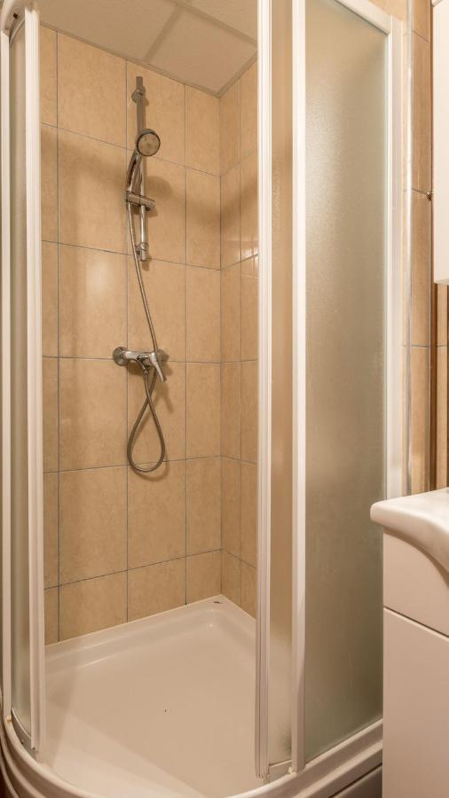 Apartments Katarina Трогир Екстериор снимка